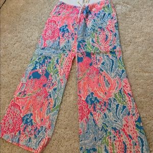Lilly Pulitzer Let’s cha cha linen beach pants.